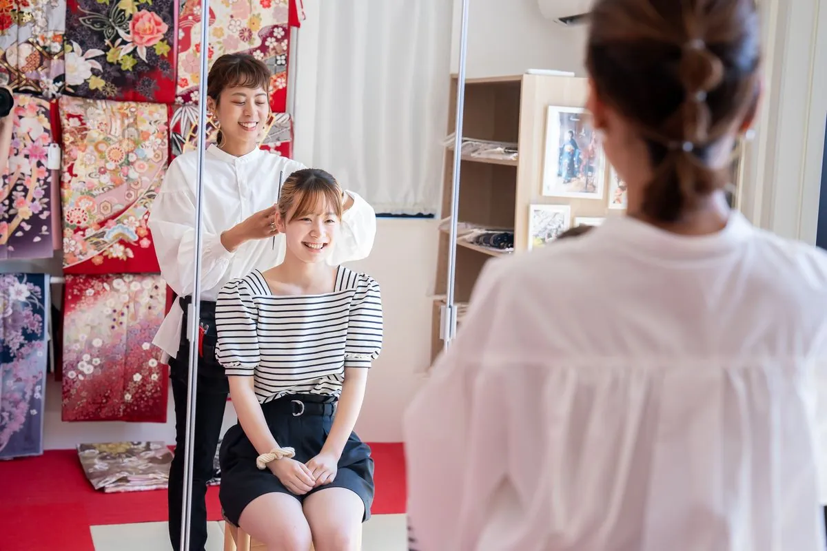 振袖 ヘアセット無料体験 プロのスタイリストによるヘアセット
