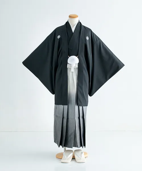 黒の羽織袴